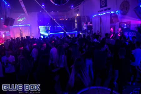 BLUE BOX: Stadiumx & DJ Free | Fütyülős Promo egész éjjel! 32516